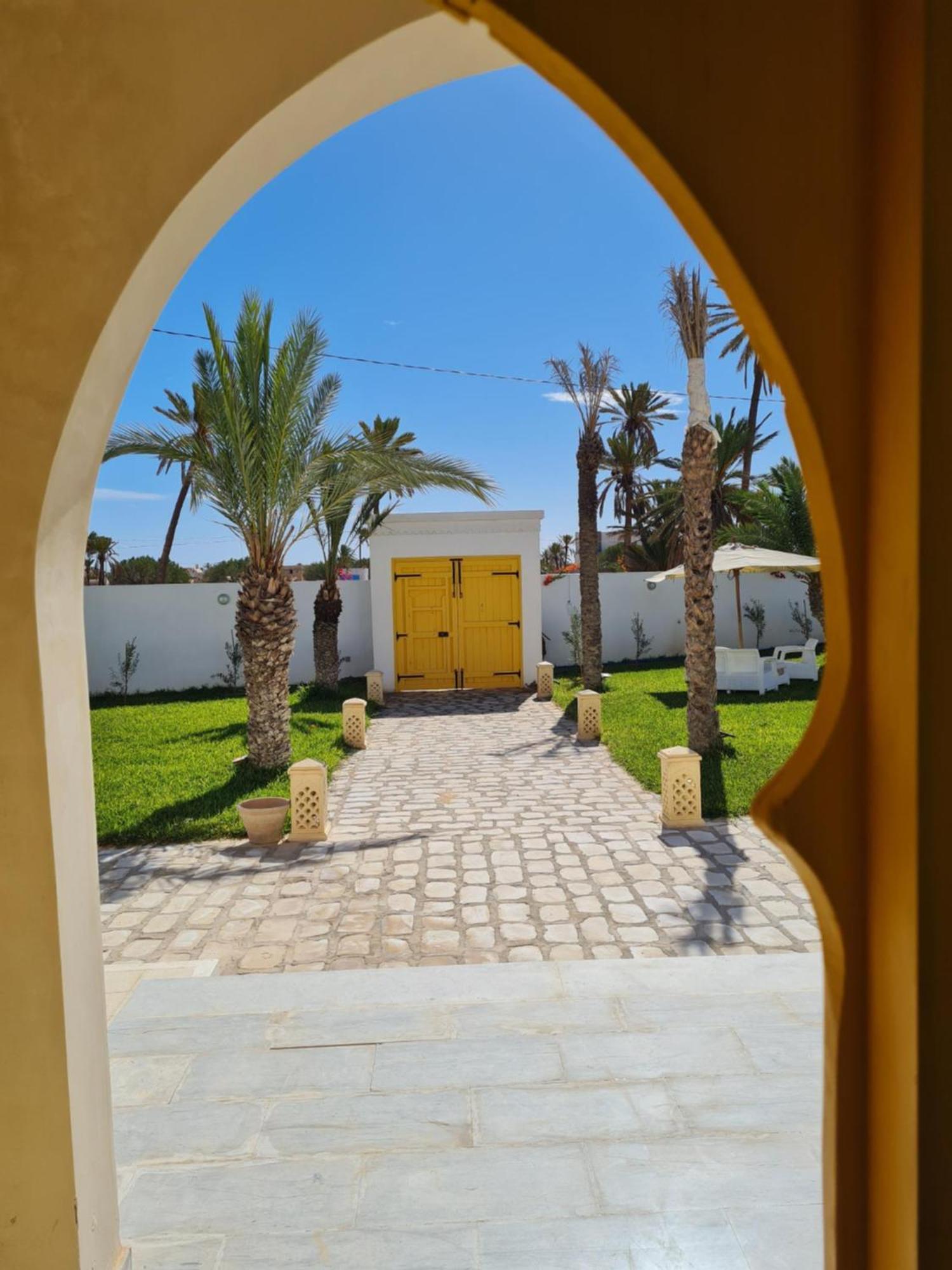 Temlale Musk De Djerba Suite Aziz Avec Piscine מראה חיצוני תמונה