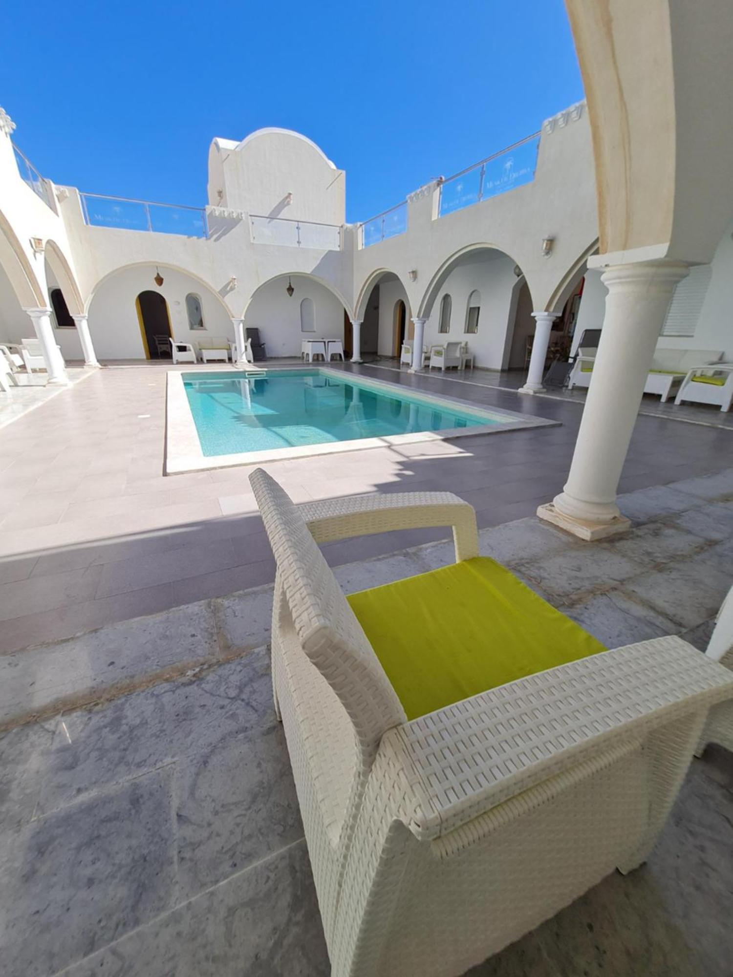 Temlale Musk De Djerba Suite Aziz Avec Piscine מראה חיצוני תמונה